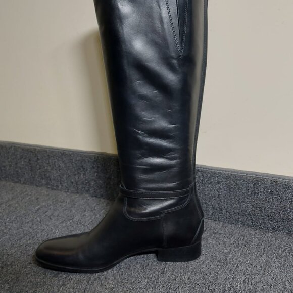 Womens Hugo Boss boots - Picture 9 of 16